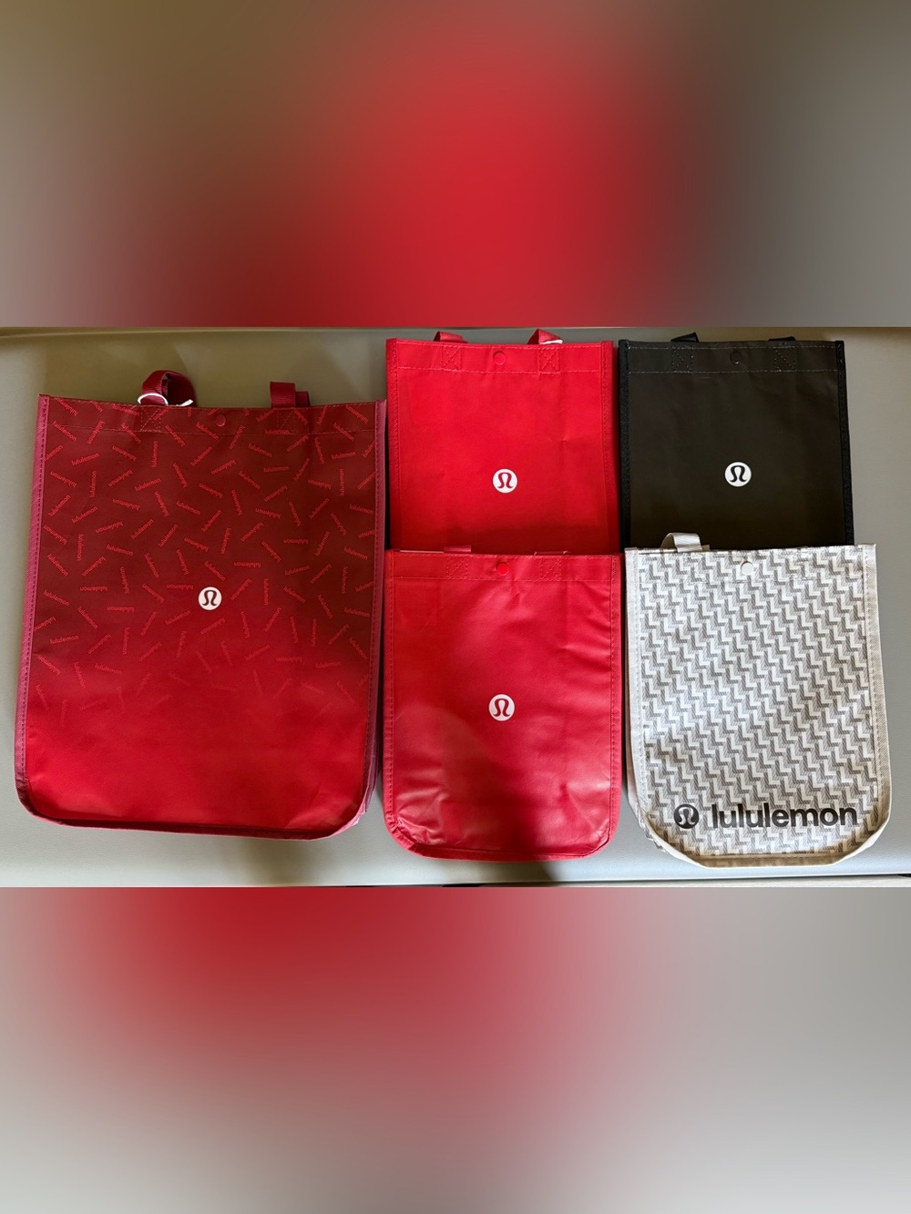 Lululemon 5 Reusable Tote Bags - 1 Large, small 2 Red, 1 Cream, 1 Black